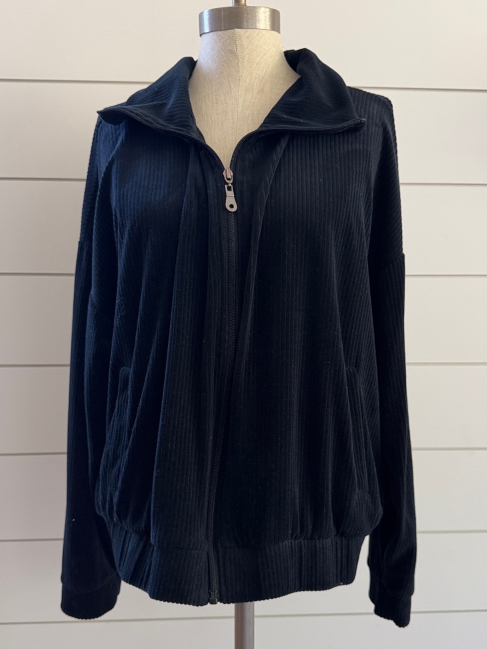⚡️RBX Black Ribbed Zip-Up Jacket - Picture 2 of 4